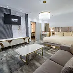 Galactic&ludmila 酒店 布拉索夫