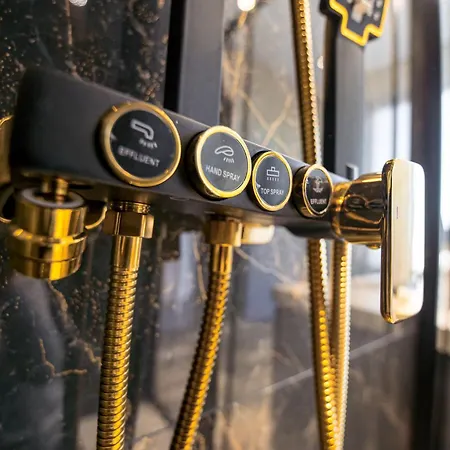 Galactic&ludmila Hotel 4*