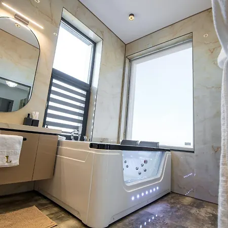 מלון Galactic&ludmila