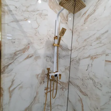 Galactic&ludmila 4* בראשוב