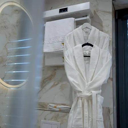 מלון Galactic&ludmila 4*