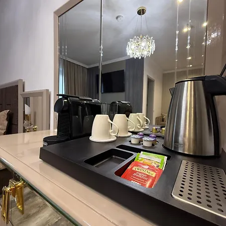 Galactic&ludmila מלון