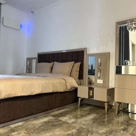 Galactic&ludmila Hotel