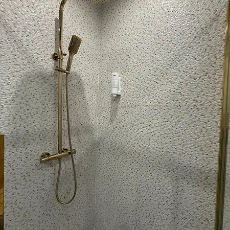 Galactic&ludmila מלון