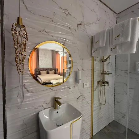 Galactic&ludmila מלון