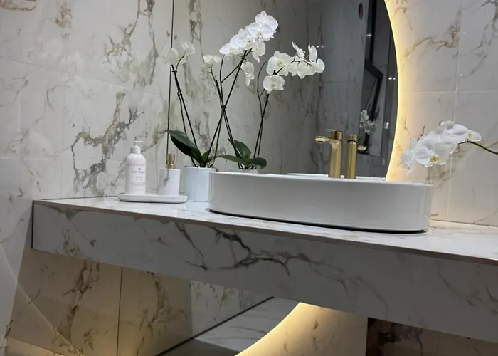 Galactic&ludmila Szálloda Brassó